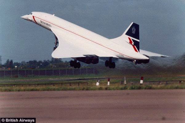 1977 El Concorde une Pars y Nueva York en 3 horas y media. 